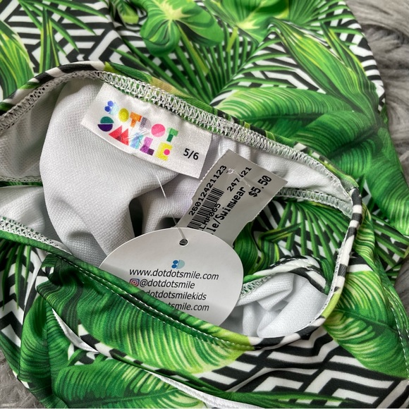 Dot dot smile leaf one piece | NWT | - Picture 6 of 6